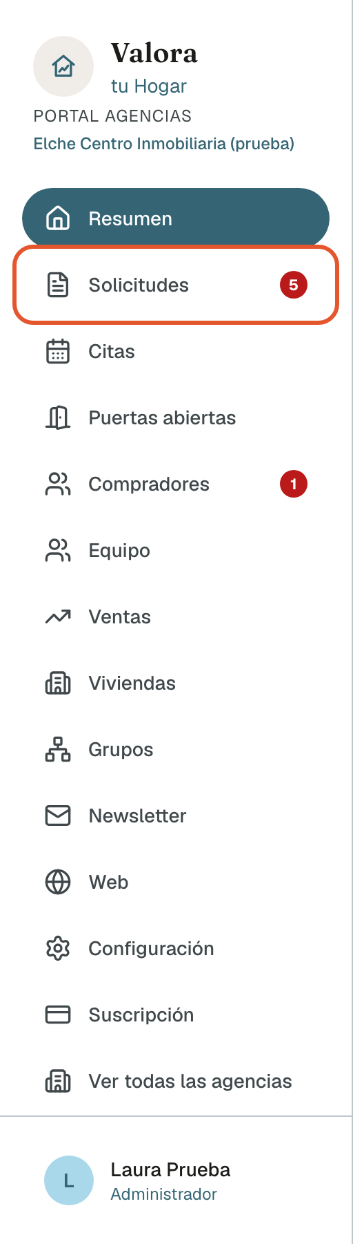 Menú del panel de una agencia con un 5 en rojo junto a Solicitudes, resaltado