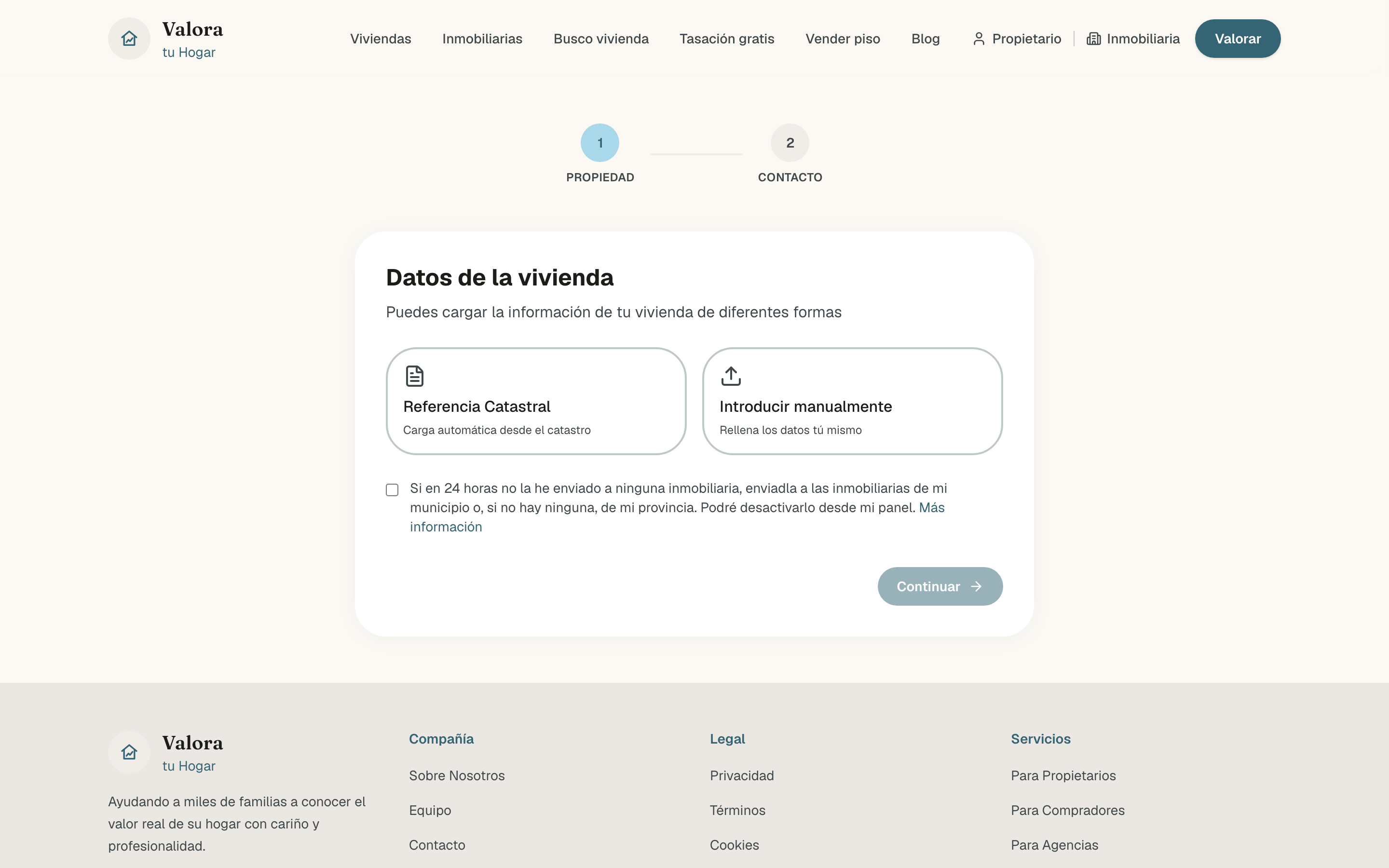 Formulario de valoración sin agencia, con Datos de la vivienda y, debajo, la casilla «Si en 24 horas no la he enviado a ninguna inmobiliaria, enviadla a las inmobiliarias de mi municipio o, si no hay ninguna, de mi provincia. Podré desactivarlo desde mi panel.»